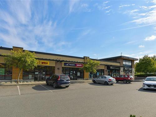 207-2555 Dingwall St, Duncan, BC - Outdoor