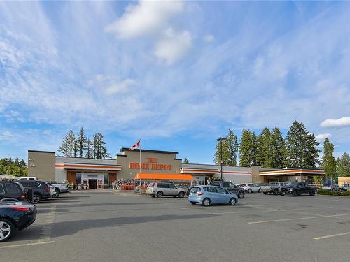 207-2555 Dingwall St, Duncan, BC - Outdoor