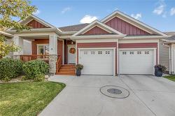 4-70 Oak Forest CR  Winnipeg, MB R3K 1M4