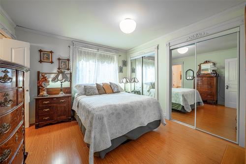 2905 Rosedale Avenue, Armstrong, BC - Indoor Photo Showing Bedroom