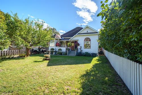 2905 Rosedale Avenue, Armstrong, BC - Outdoor