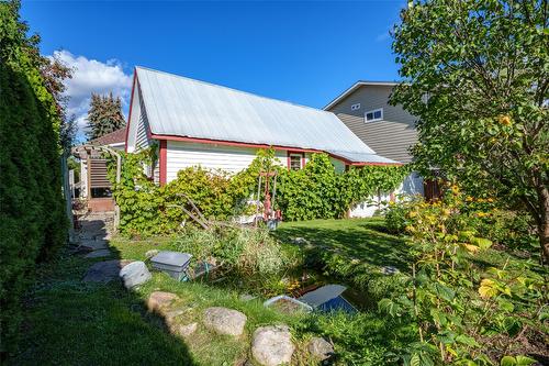 2905 Rosedale Avenue, Armstrong, BC - Outdoor