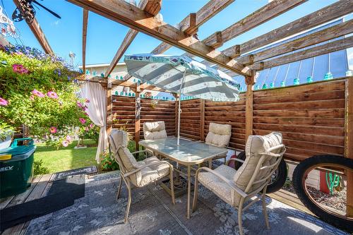 2905 Rosedale Avenue, Armstrong, BC - Outdoor With Deck Patio Veranda