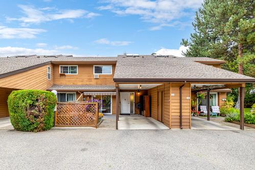 22-750 Badke Road, Kelowna, BC - Outdoor With Deck Patio Veranda