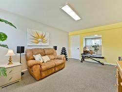 Family room - 