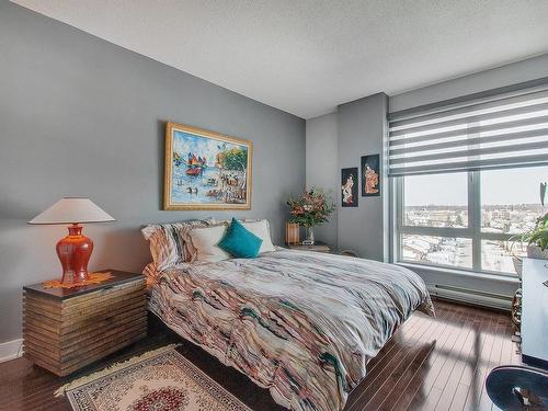 Chambre Ã Â coucher - 801-4500 Ch. Des Cageux, Laval (Chomedey), QC - Indoor Photo Showing Bedroom