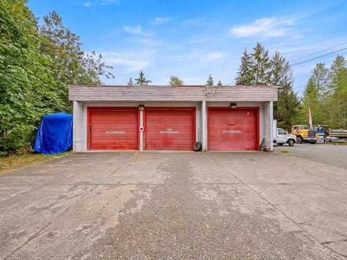 2185 Regent Rd, Black Creek, BC 