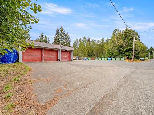 2185 Regent Rd, Black Creek, BC 