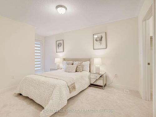 1557 Labine Pt, Milton, ON - Indoor Photo Showing Bedroom