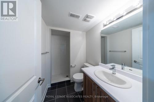 38 - 400 Finch Avenue, Pickering, ON - Indoor Photo Showing Bathroom