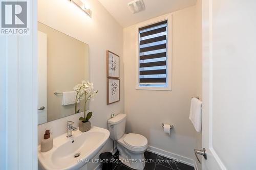 38 - 400 Finch Avenue, Pickering, ON - Indoor Photo Showing Bathroom