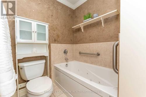 508 - 399 Elizabeth Street, Burlington, ON - Indoor Photo Showing Bathroom