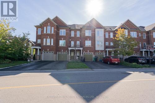 27 Denison Avenue W, Brampton, ON - Outdoor With Facade