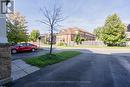 27 Denison Avenue W, Brampton, ON  - Outdoor 