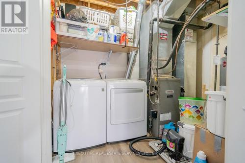 27 Denison Avenue W, Brampton, ON - Indoor Photo Showing Laundry Room