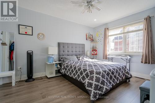 27 Denison Avenue W, Brampton, ON - Indoor Photo Showing Bedroom