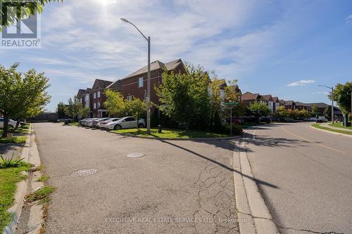 27 Denison Avenue W, Brampton, ON - Outdoor