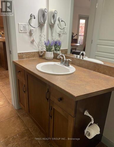 448 - 654 Cook Road, Kelowna, BC - Indoor Photo Showing Bathroom