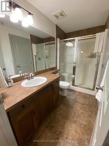 448 - 654 Cook Road, Kelowna, BC - Indoor Photo Showing Bathroom