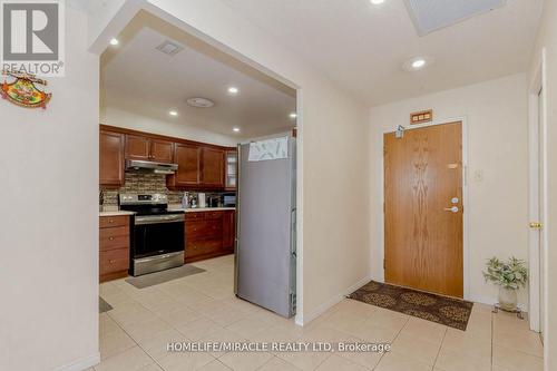 1508 - 4727 Sheppard Avenue E, Toronto, ON - Indoor Photo Showing Kitchen