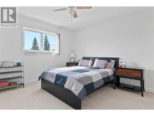 751 Francis Avenue, Kelowna, BC - Indoor Photo Showing Bedroom