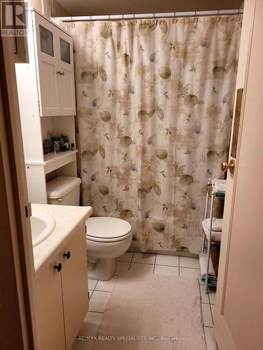 610 - 1535 Diefenbaker Court, Pickering, ON - Indoor Photo Showing Bathroom