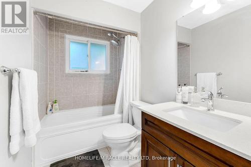 11781 Guelph Line, Milton, ON - Indoor Photo Showing Bathroom