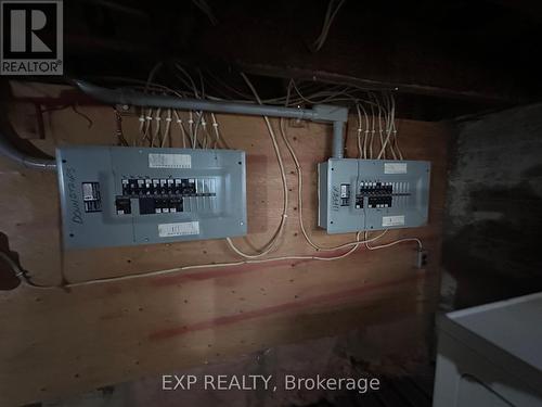 203 Grove Street, Norfolk (Simcoe), ON - Indoor Photo Showing Basement