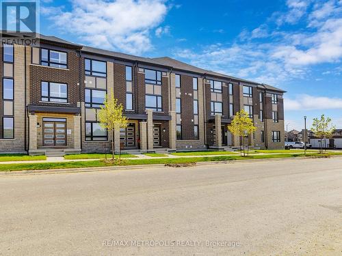 3221 Brigadier Avenue, Pickering, ON - Outdoor With Facade