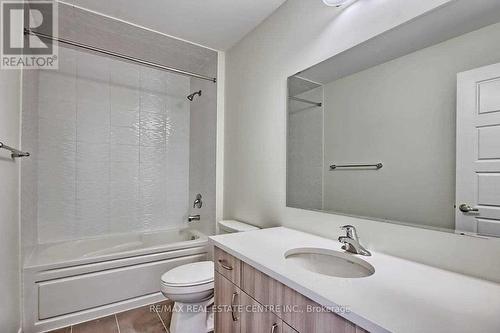 69 Fiesta Way, Whitby, ON - Indoor Photo Showing Bathroom