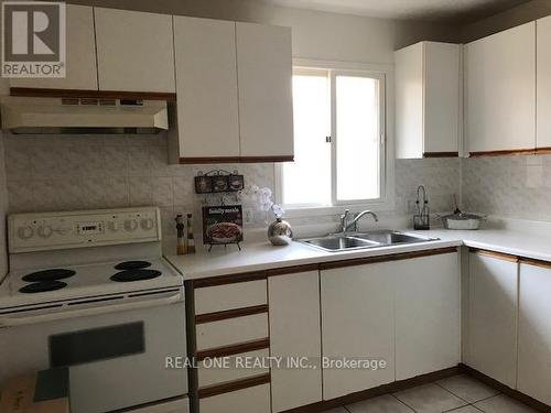 15 Newlands Avenue, Georgina, ON - Indoor Photo Showing Kitchen With Double Sink