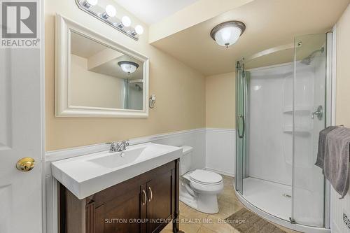 23 Pepin Court, Barrie, ON - Indoor Photo Showing Bathroom