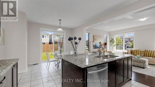 44 Wannamaker Crescent, Cambridge, ON - Indoor Photo Showing Kitchen With Double Sink With Upgraded Kitchen