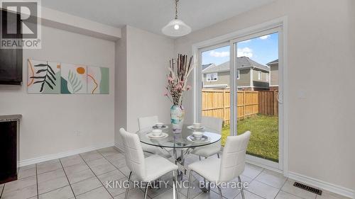 44 Wannamaker Crescent, Cambridge, ON - Indoor Photo Showing Dining Room