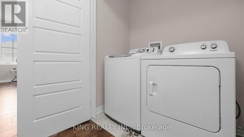 44 Wannamaker Crescent, Cambridge, ON - Indoor Photo Showing Laundry Room