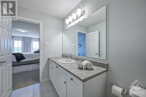 2020 Leinster Circle, Ottawa, ON - Indoor Photo Showing Bathroom