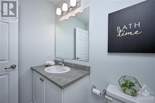 2020 Leinster Circle, Ottawa, ON - Indoor Photo Showing Bathroom