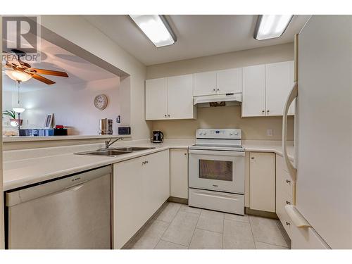 3320 Centennial Drive Unit# 409, Vernon, BC - Indoor Photo Showing Kitchen With Double Sink