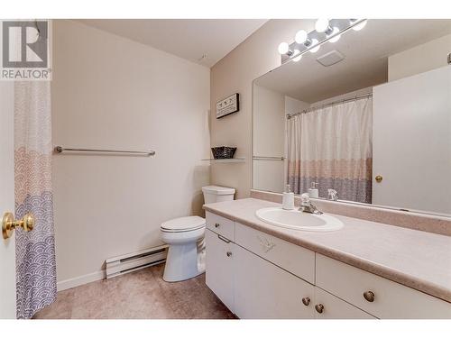 3320 Centennial Drive Unit# 409, Vernon, BC - Indoor Photo Showing Bathroom