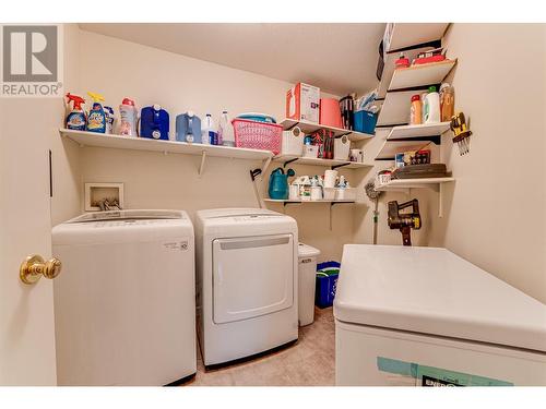 3320 Centennial Drive Unit# 409, Vernon, BC - Indoor Photo Showing Laundry Room