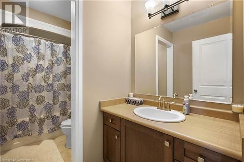 299 Moorlands Crescent, Kitchener, ON - Indoor Photo Showing Bathroom