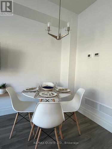 54 Campbell Crescent, Prince Edward County (Picton), ON - Indoor Photo Showing Dining Room