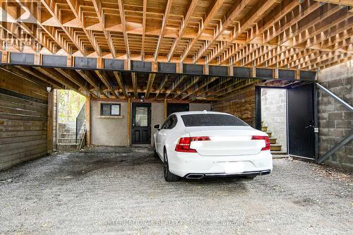 480 Vaughan Road, Toronto, ON - Indoor Photo Showing Garage