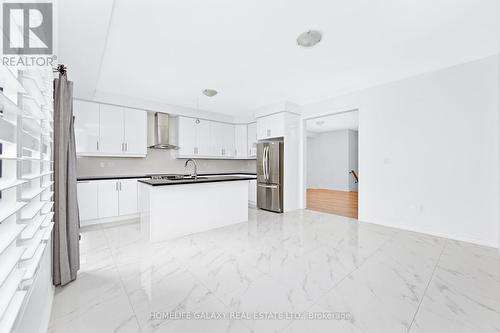 301 Danny Wheeler Boulevard, Georgina, ON - Indoor Photo Showing Kitchen