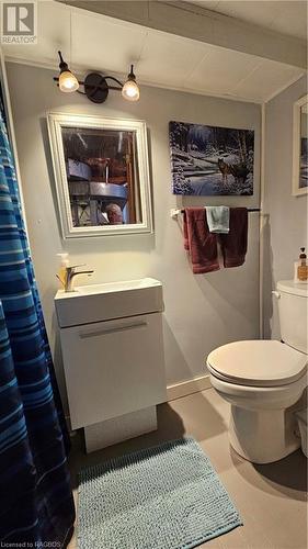 328 Dyer'S Bay Road, Miller Lake, ON - Indoor Photo Showing Bathroom