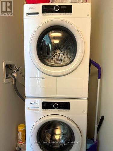 401 - 257 Hemlock Street, Waterloo, ON - Indoor Photo Showing Laundry Room