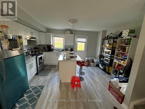 64 - 7768 Ascot Circle, Niagara Falls, ON - Indoor Photo Showing Kitchen With Double Sink