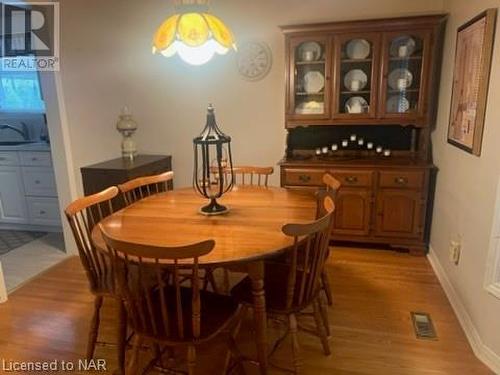 616 Bunting Road N, St. Catharines, ON - Indoor Photo Showing Dining Room