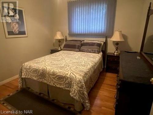 616 Bunting Road N, St. Catharines, ON - Indoor Photo Showing Bedroom