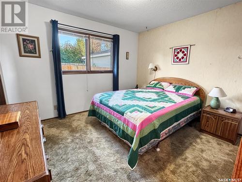 10205 Hamelin Street, North Battleford, SK - Indoor Photo Showing Bedroom